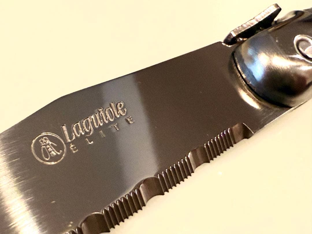 Laguiole Eliteカトラリーセット　24本入りシルバー　刻印入り