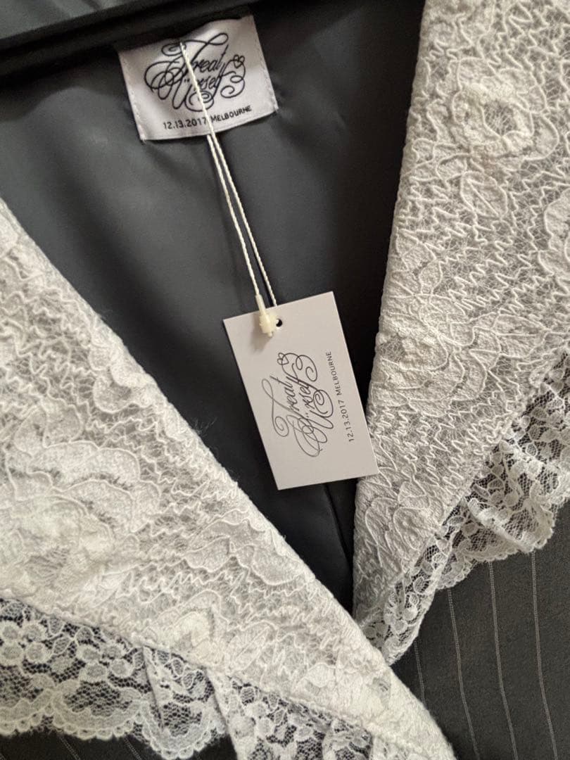 Treat Ürself lace stripe jacket グレー タグ付