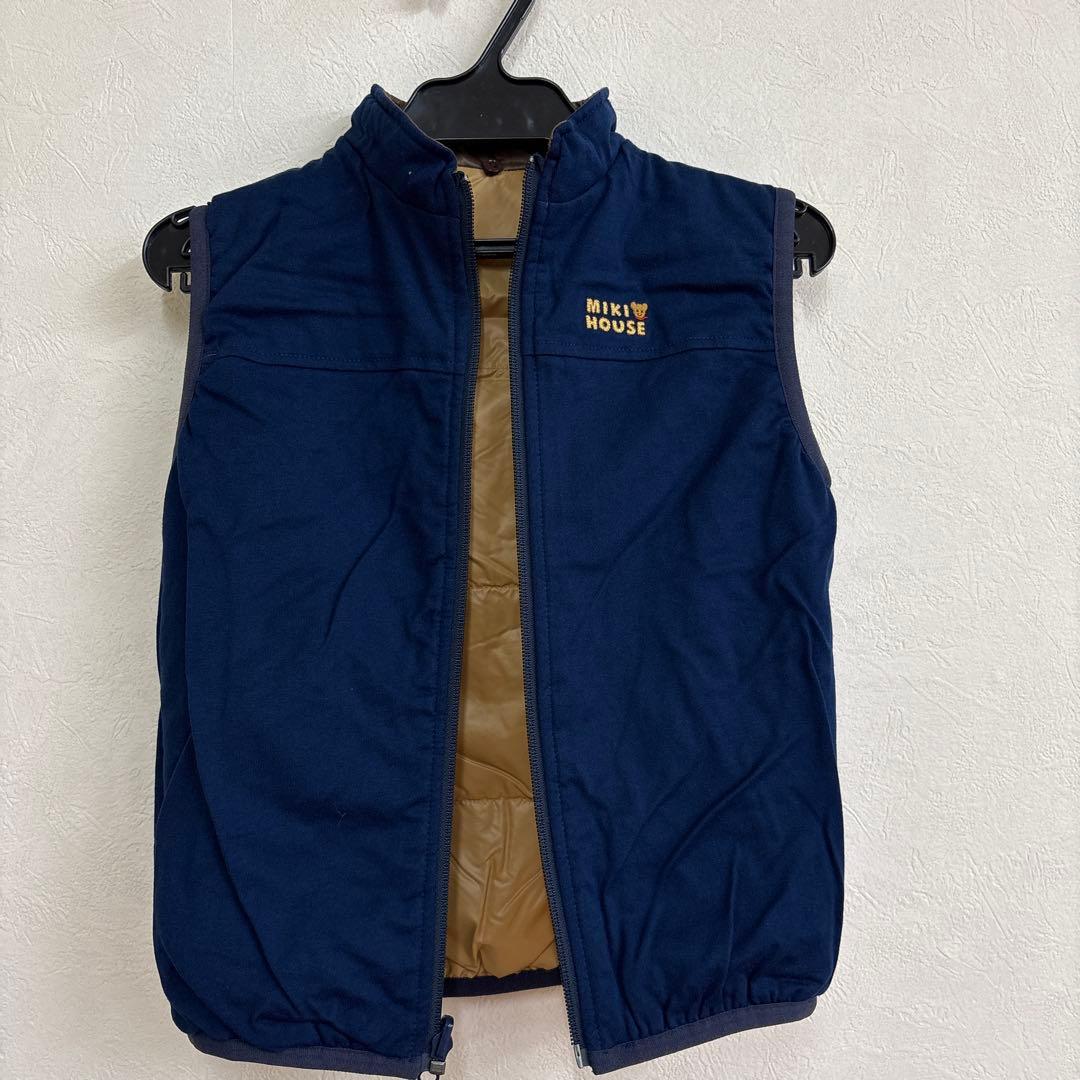 り*う様 新品タグ付き未使用ミキハウス　リバーシブル　ベスト付ジャンパー130