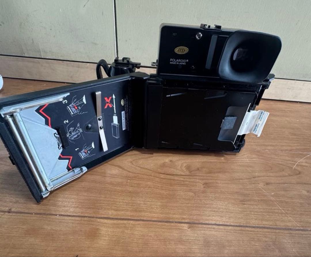 POLAROID 600 SE フィルムカメラ