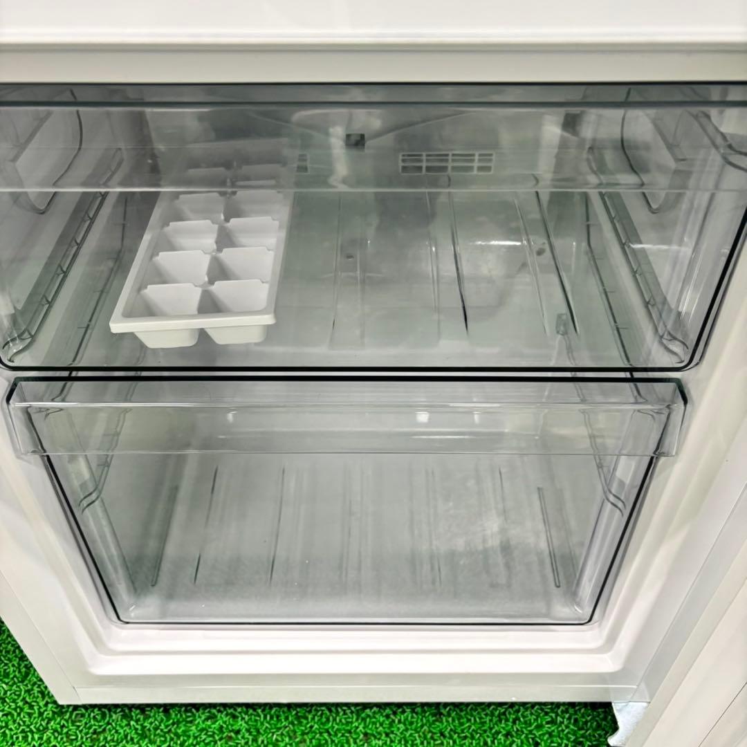 296 冷蔵庫　小型　一人暮らし　洗濯機も有　美品　大人気　保証込　格安