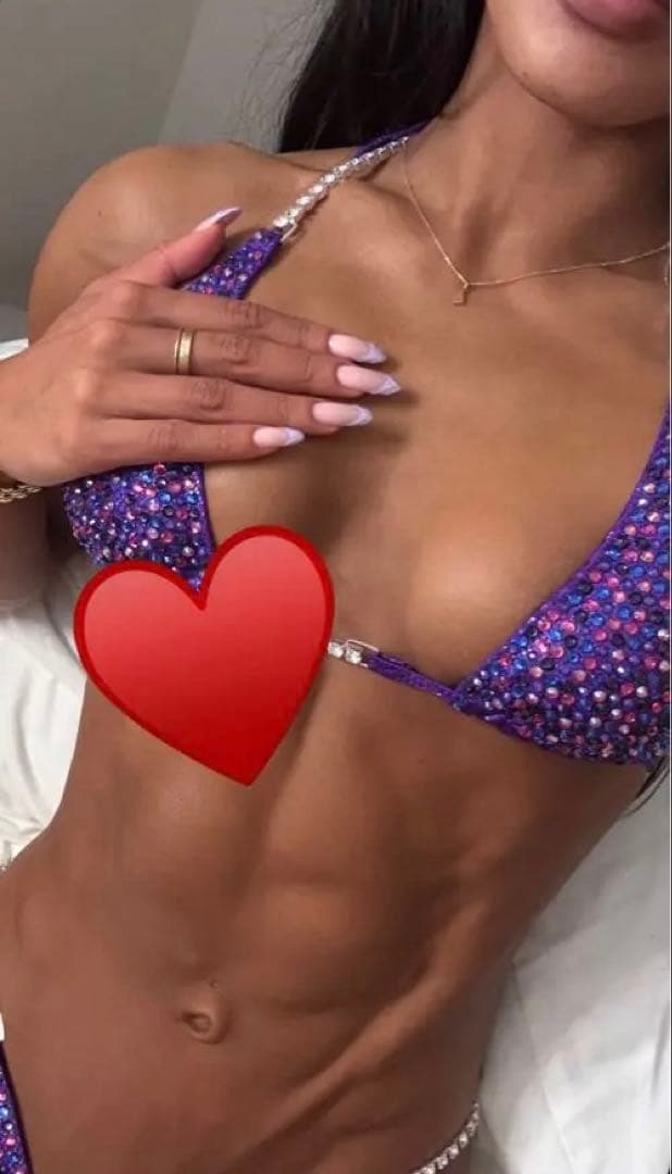 【最終値下げ】レア　新品未使用　glamfitbikinis コンテストビキニ