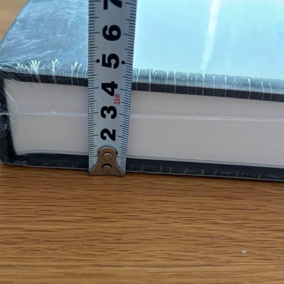 Mert Alas & Marcus Piggott 写真集