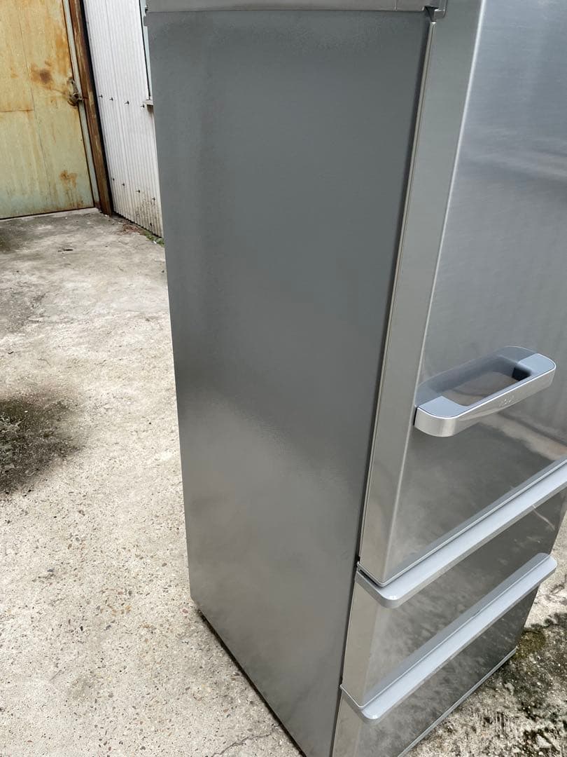 近隣配達可能　美品　AQUA 272 L 3ドア冷蔵庫　AQR-27J