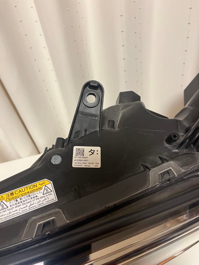 アルファード30 左ヘッドライトLED 3眼 純正部品　イチコー58-91