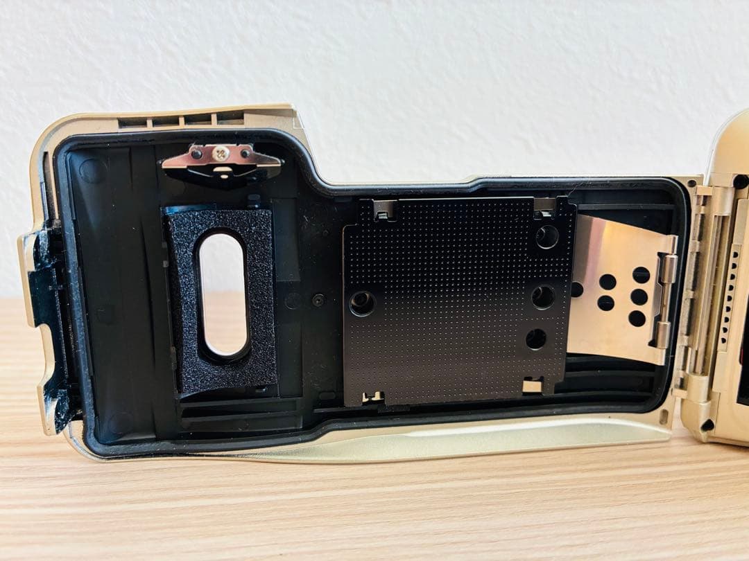 hana　オリンパス μ[mju:] ZOOM 140 DELUXE