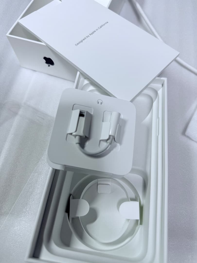 Apple iPhone スペースグレー 本体