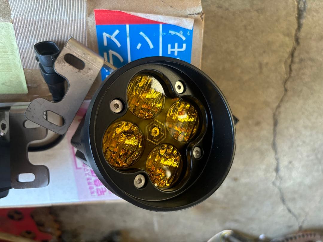 RAV4 LEDフォグランプ イエロー3000K 　ジムニー　調光機付き