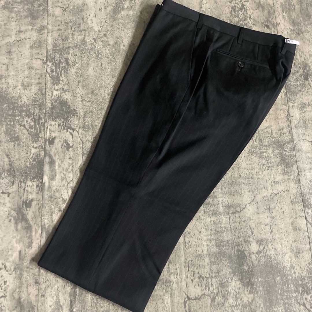 極美品 高級メリノウールスーツ Yves Saint Laurentネクタイ