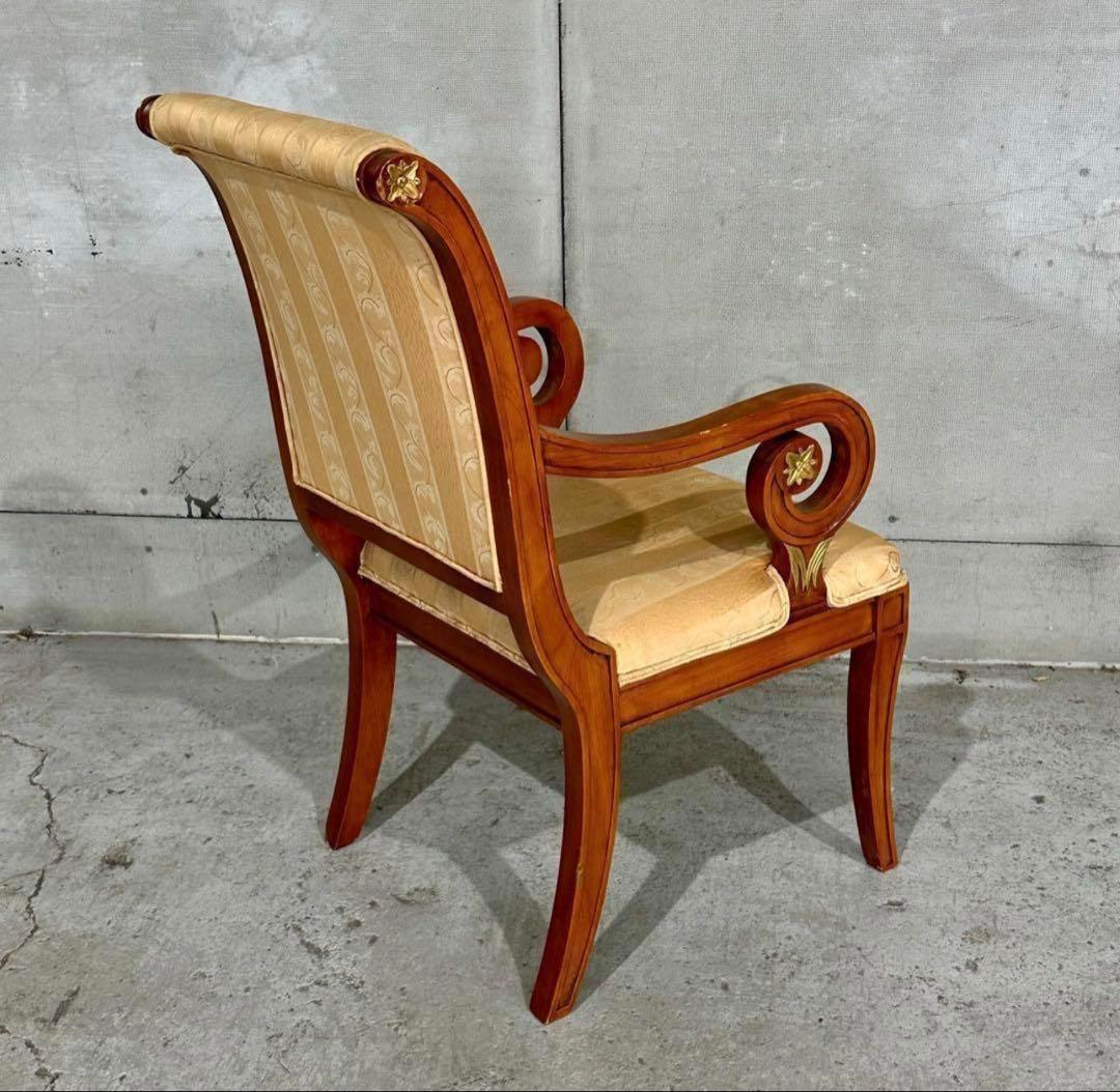 ✦優雅な曲線美✦ロココ調クラシックチェア　アームチェア　真鍮調装飾　ヴィンテージ