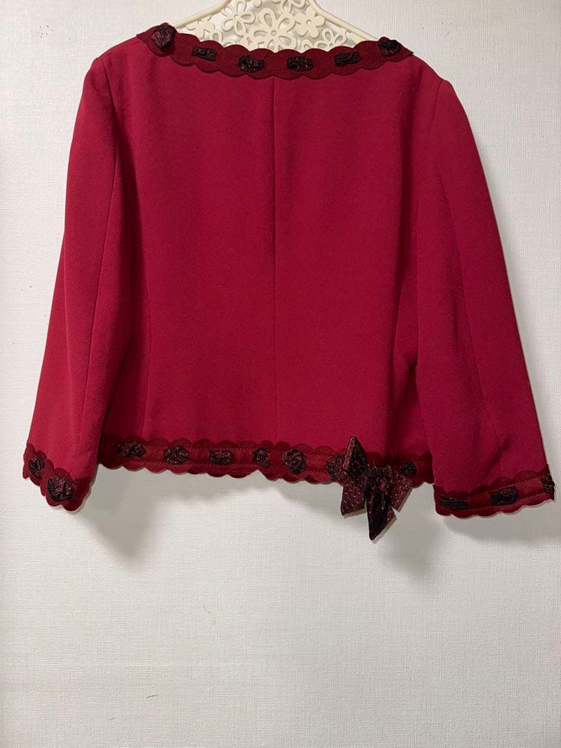 新品タグ付きモスキーノチープ&シック赤ジャケット　ドット柄のリボンがかわいい!