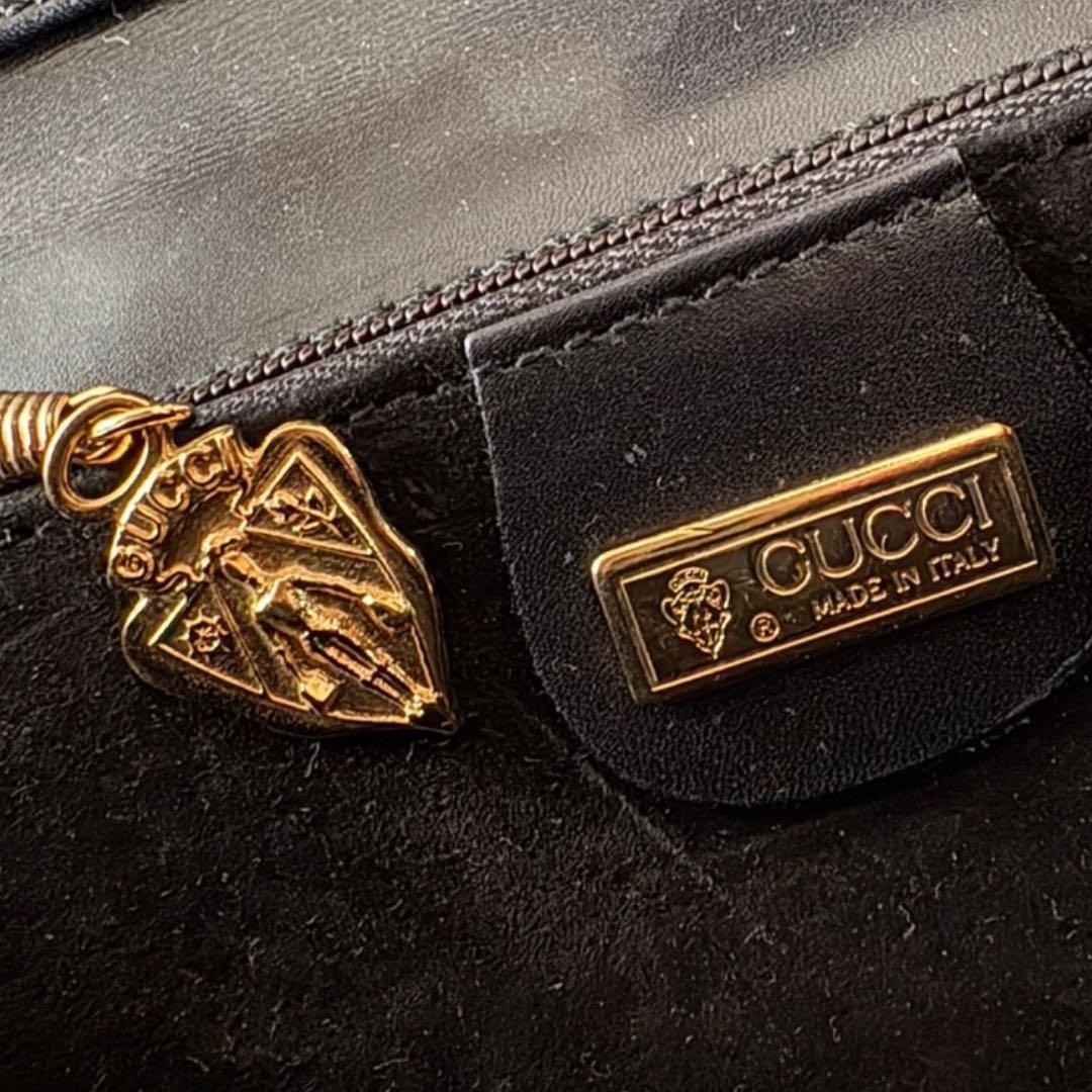 【希少】 グッチ 紋章 クレストチャーム ショルダーバッグ クラッチ 黒
