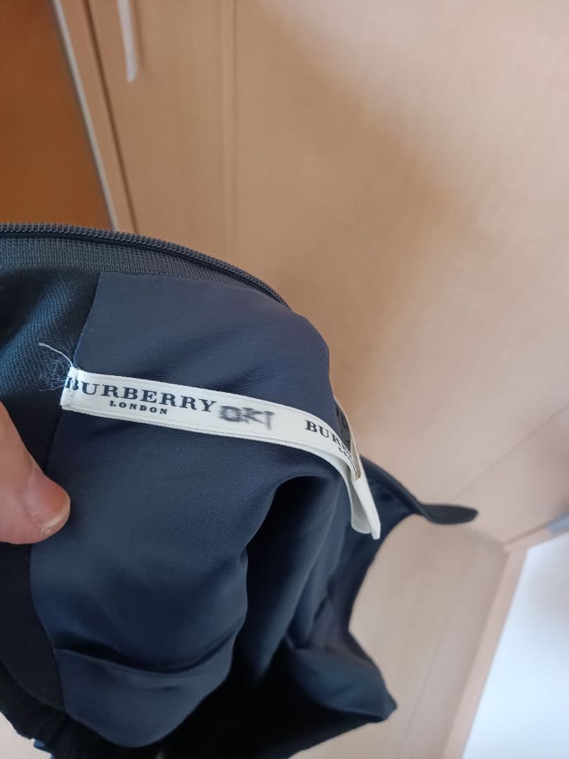 BURBERRYスーツ　卒業式や入学式　160センチ　シンプル