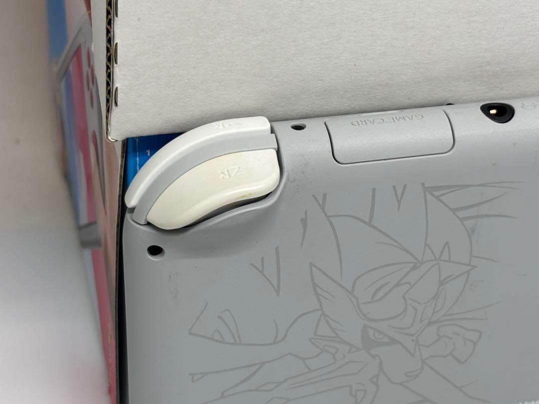 【限定モデル】Switch Lite ザシアン・ザマゼンタ 本体セット