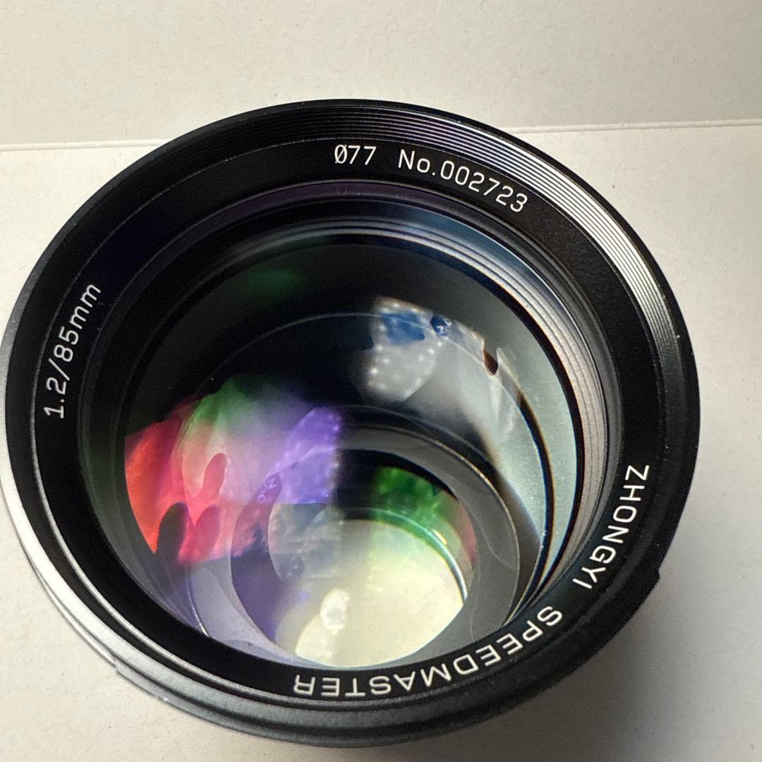 中一光学 SPEEDMASTER 85mm F1.2 (EFマウント)