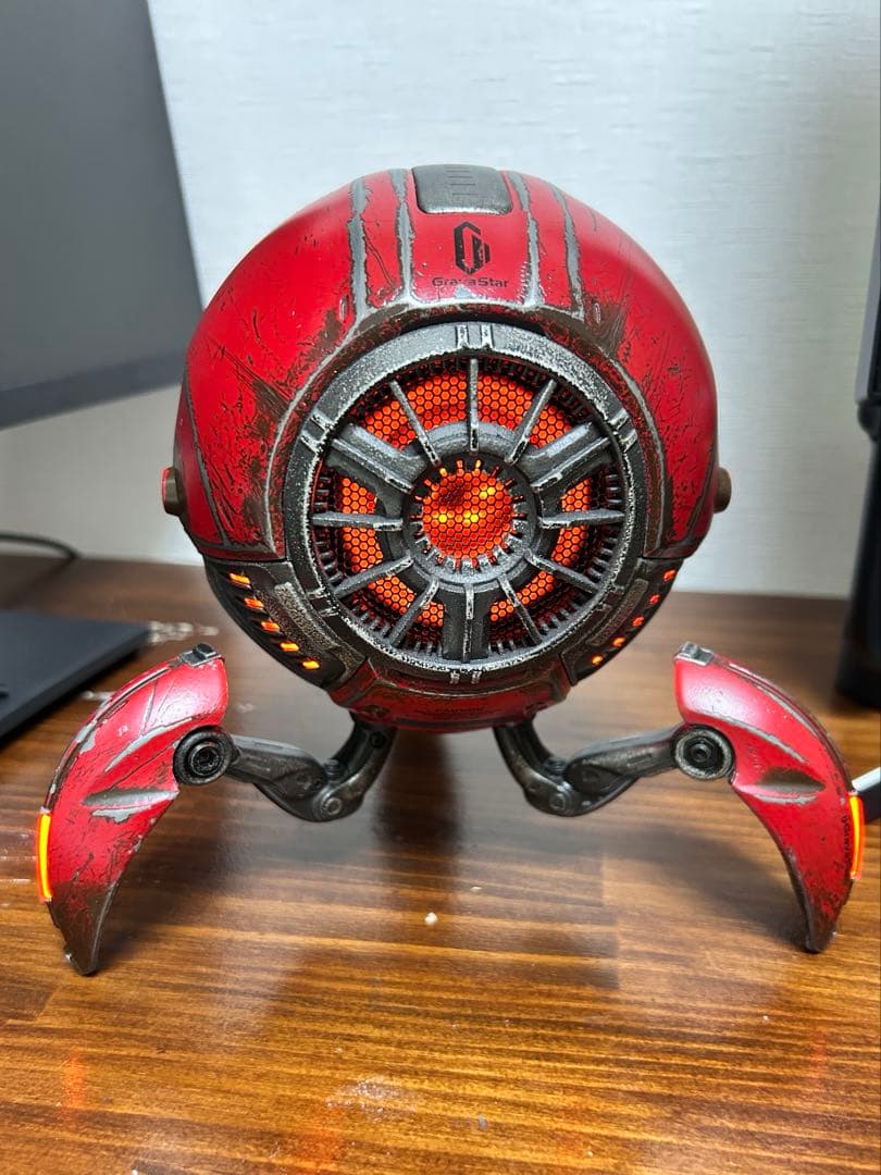Gravastar War Damaged (赤) Bluetoothスピーカー