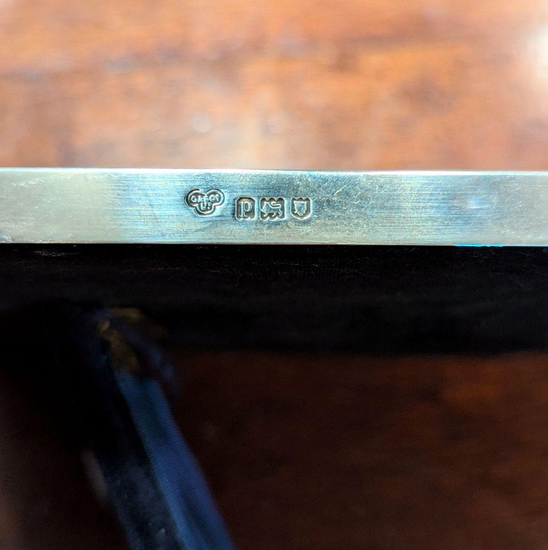 イギリスアンティーク 純銀フォトスタンド １９１３年ロンドン刻印 英国王室御用達