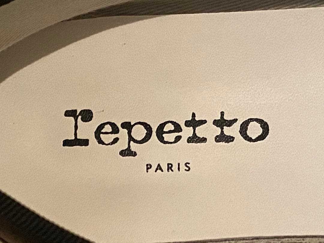【美品】repetto レザー バレエシューズ　　リボン