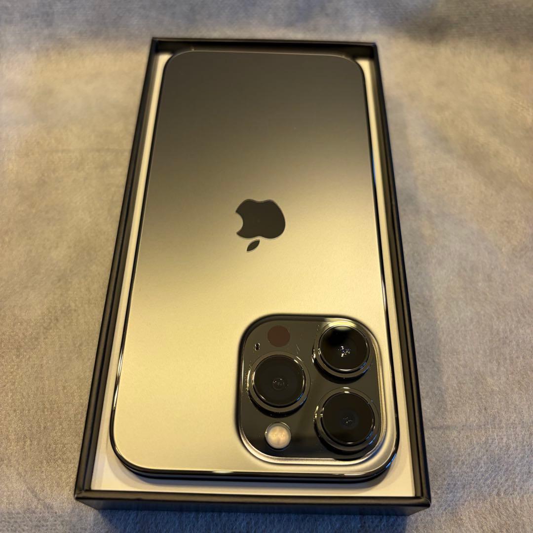 美品 iPhone 13Pro 256GB SIMフリー 純正付属完備