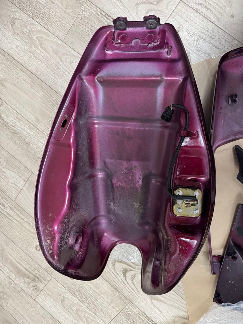 カワサキゼファー400 純正外装