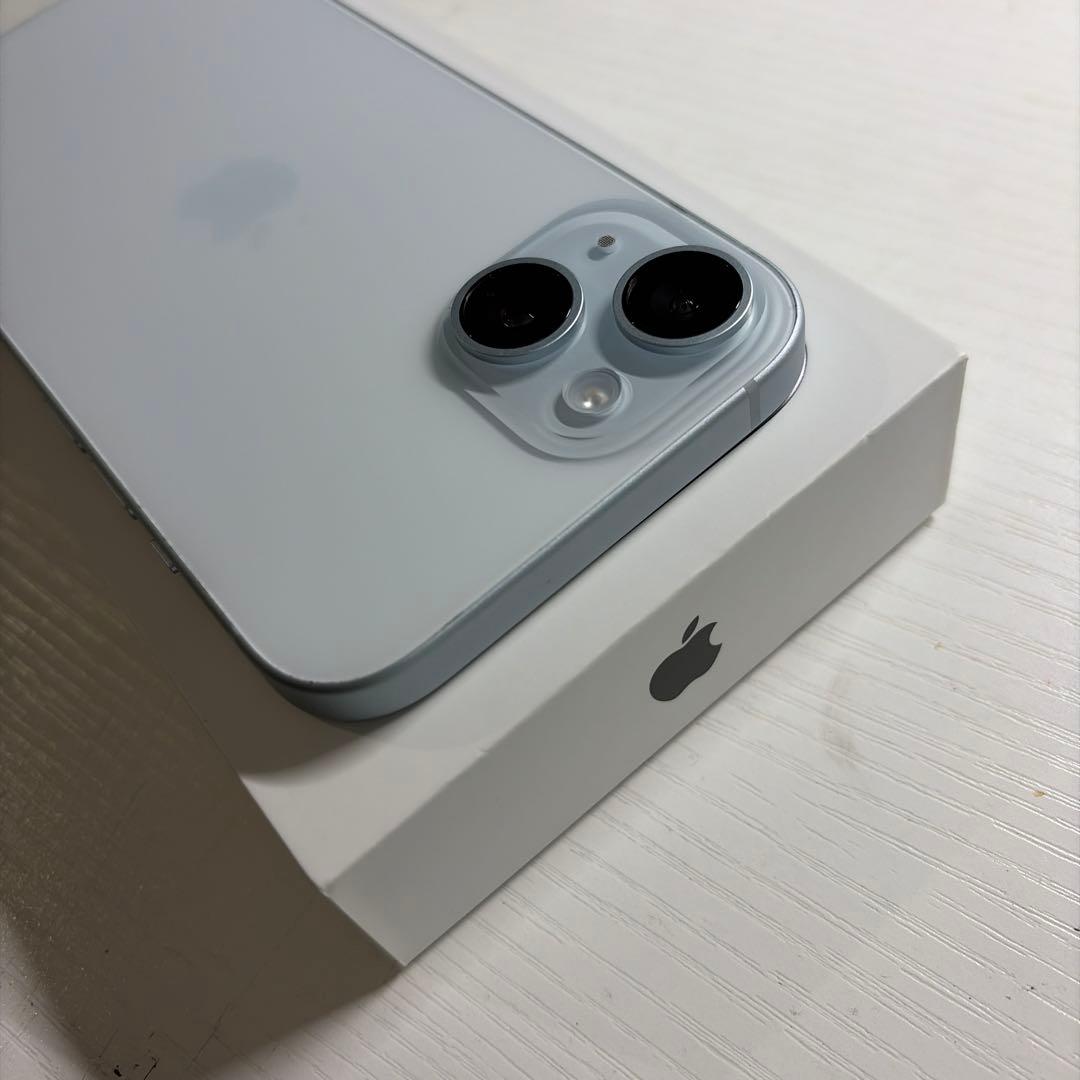 iPhone15 256GB ブルー SIMフリー 極美品