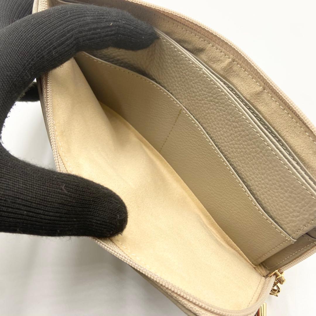 新品未使用　アタオ　ルーク　リモ　長財布　L字ファスナー　メモリアルシャンパン