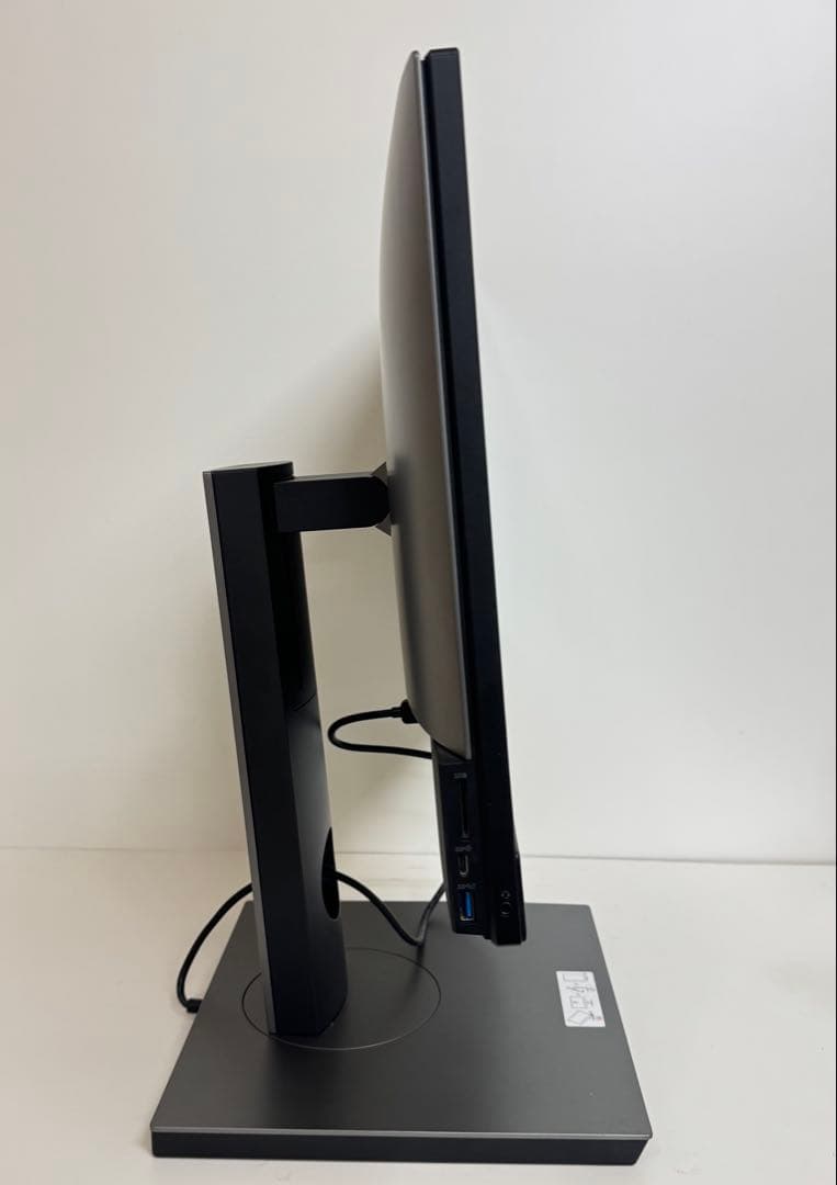 Dell Optiplex 7470 AIO 23.3型 i5-9500 8GB