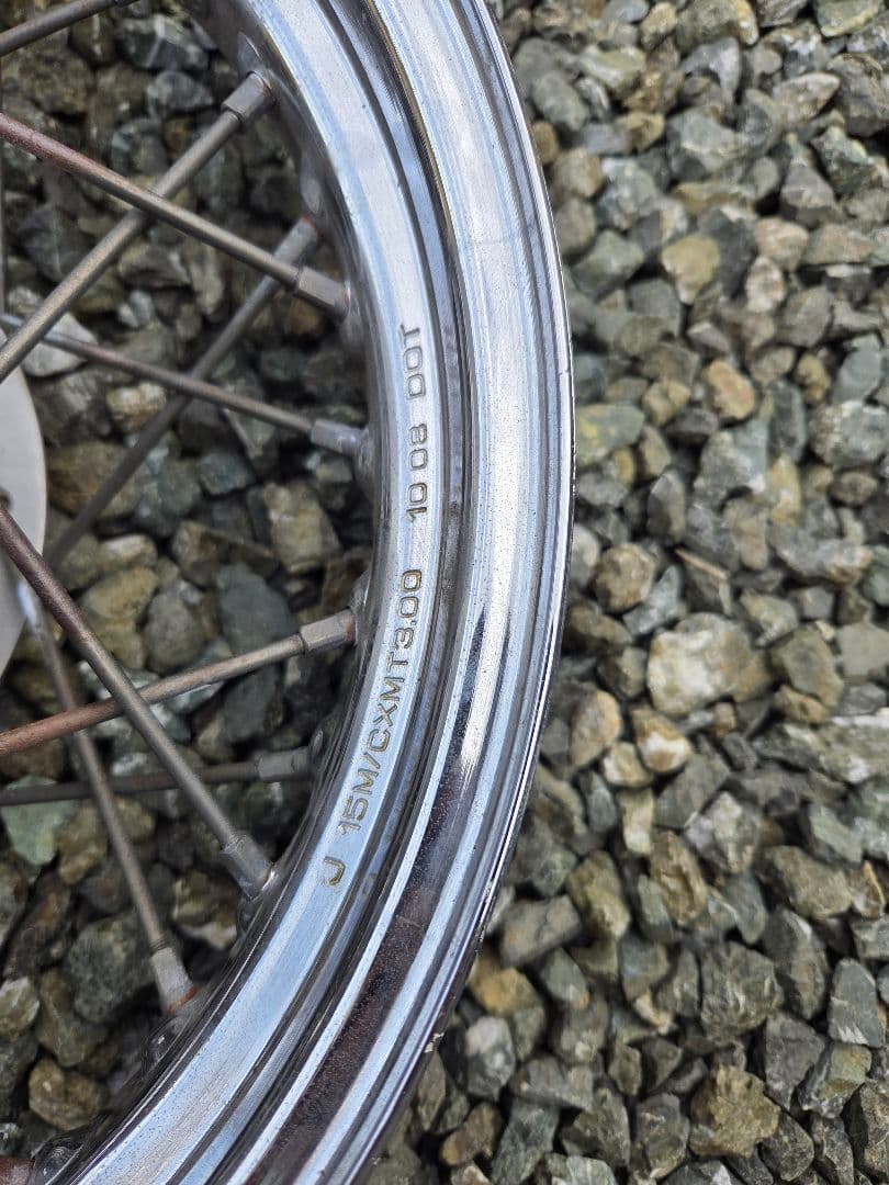 ドラッグスター 250 リアホイール