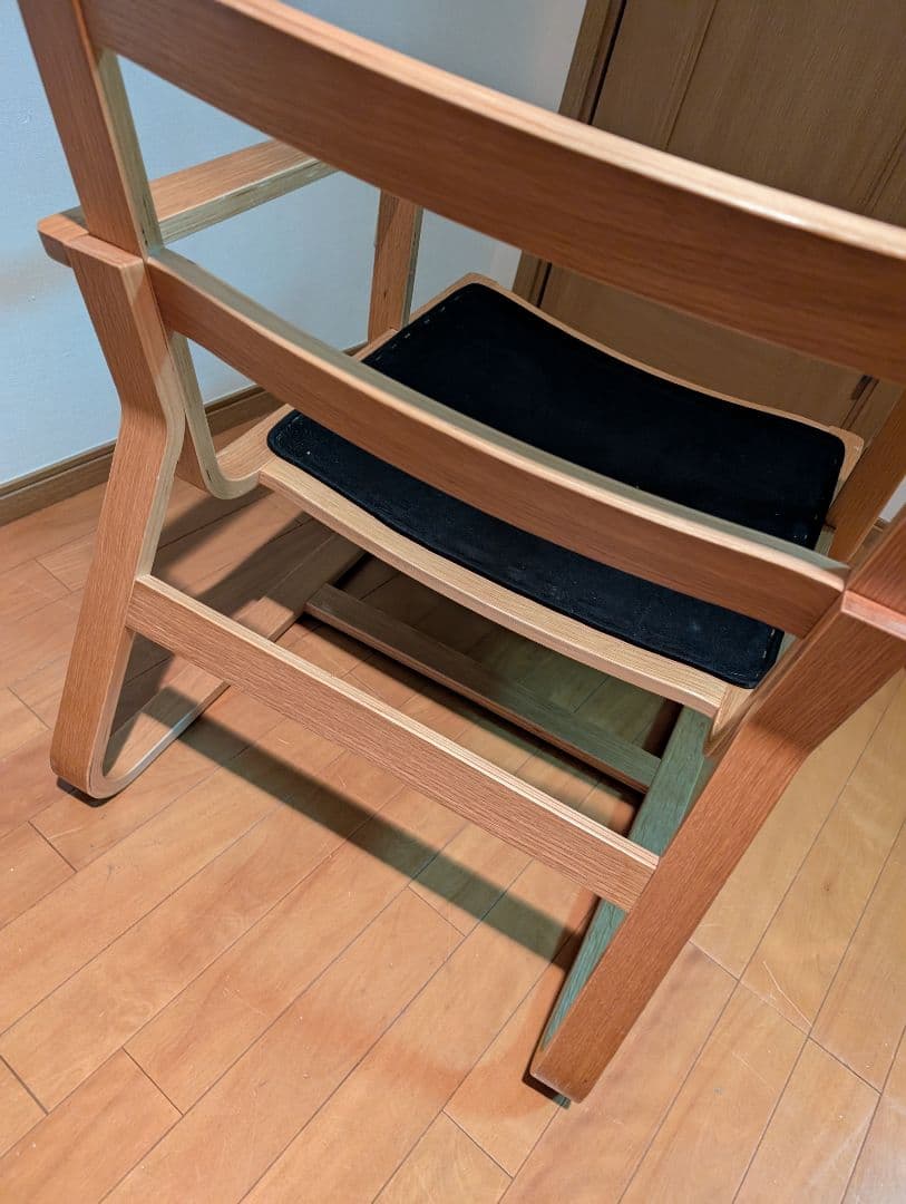 《送料込》無印良品リビングでもダイニングでもつかえるソファチェア アーム 椅子