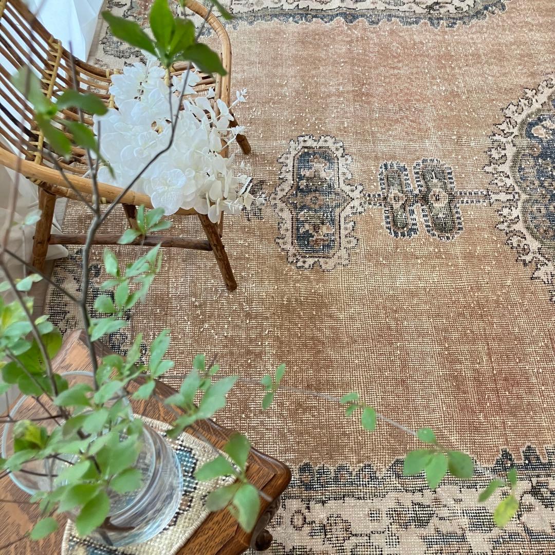 額縁メダリオン✳︎130×215コーラルピンク　ブルー　トルコヴィンテージラグ