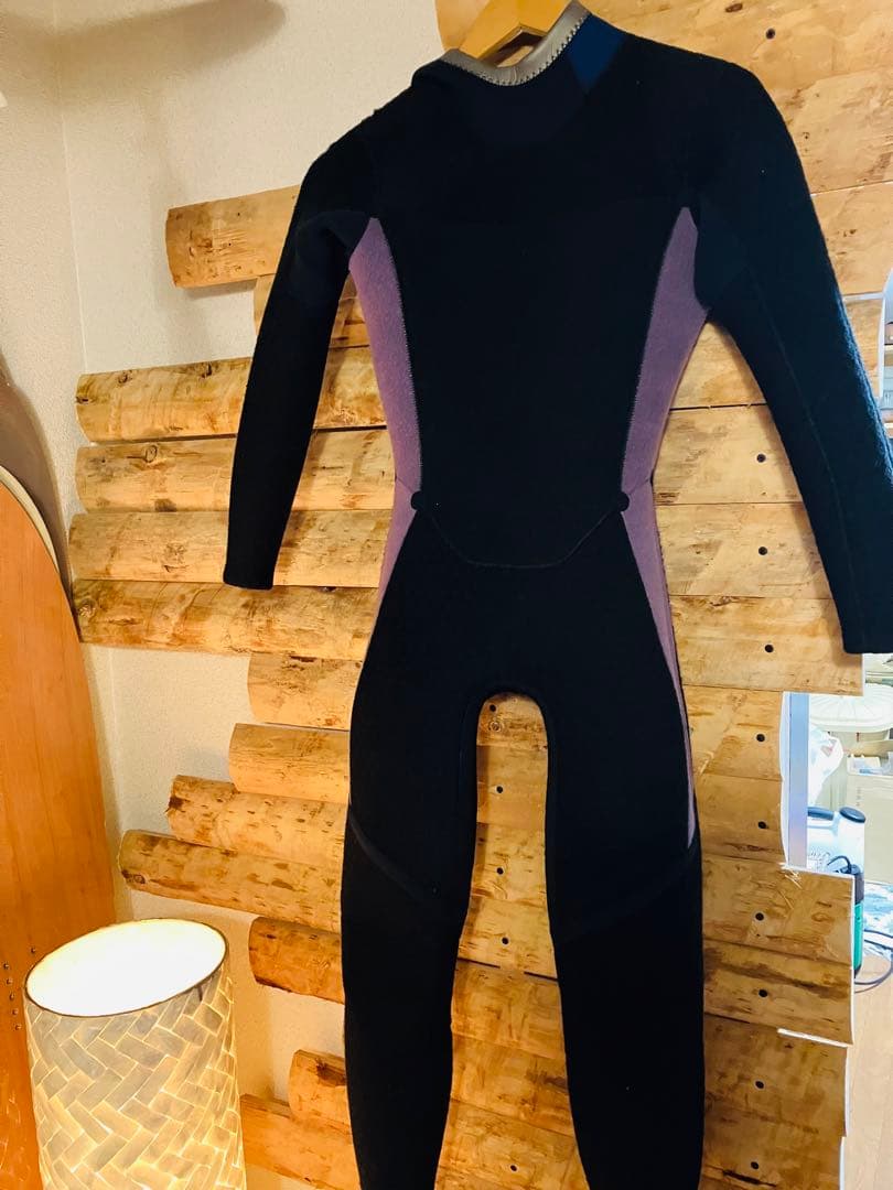 ★２回のみ着用★BILLABONG レディースセミドライM