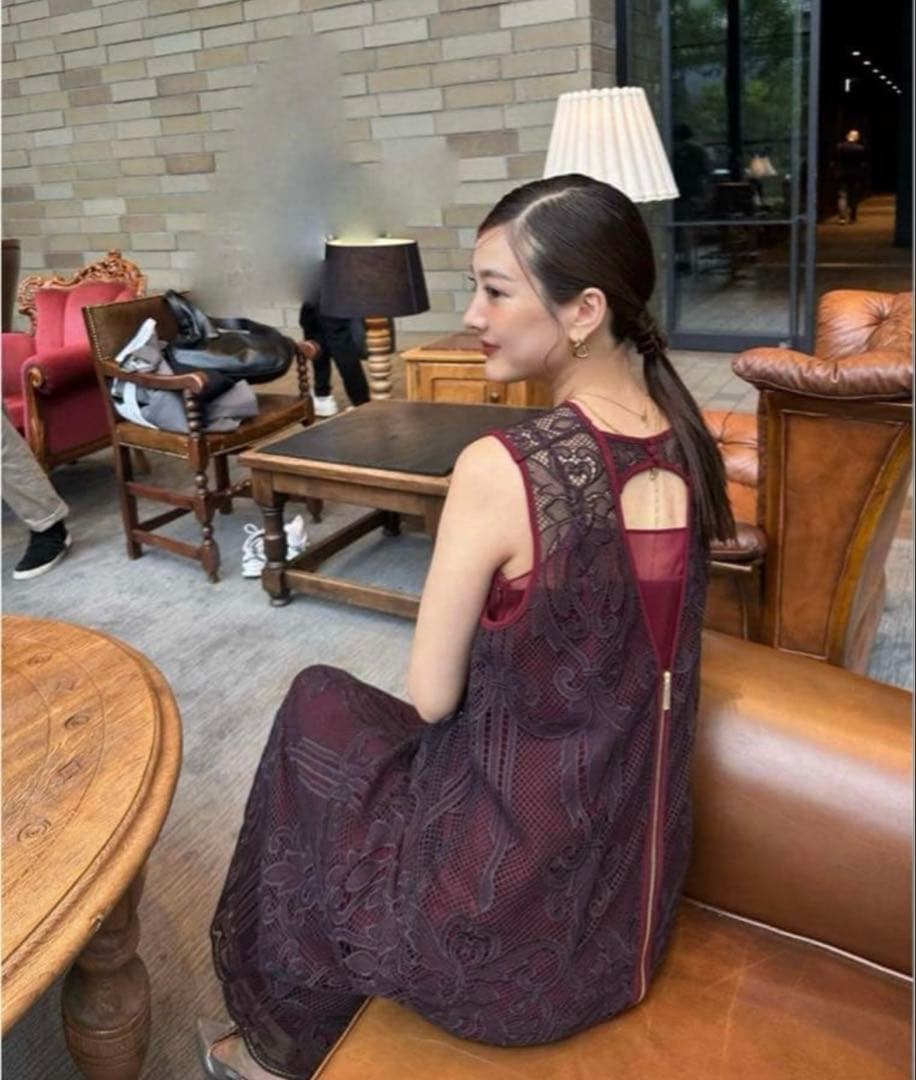 【即配送】ANDRESD バーガンディ ケミカルレースドレス Mサイズ