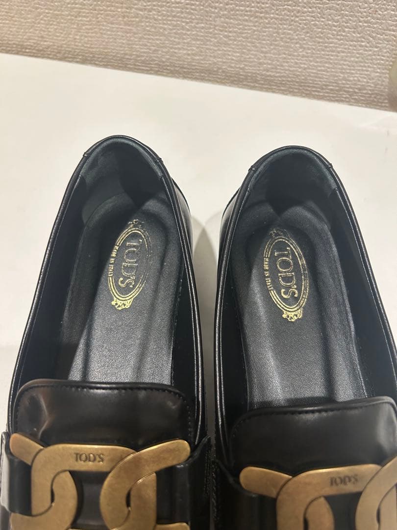 TOD'S 黒レザー ローファー 保存袋付き