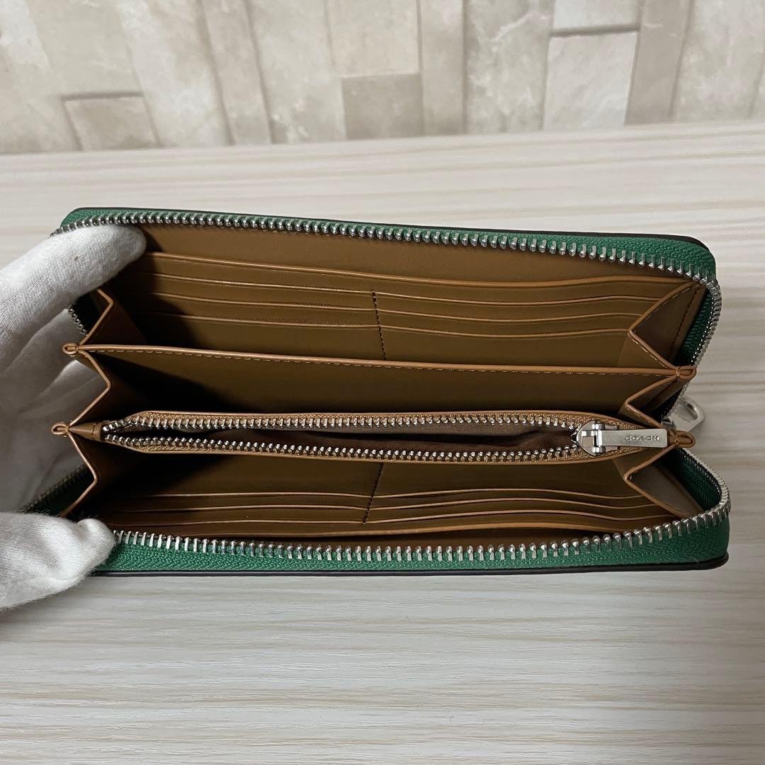 早い者勝ち！訳あり新品COACH 長財布 ホース＆キャリッジ柄 グリーン系