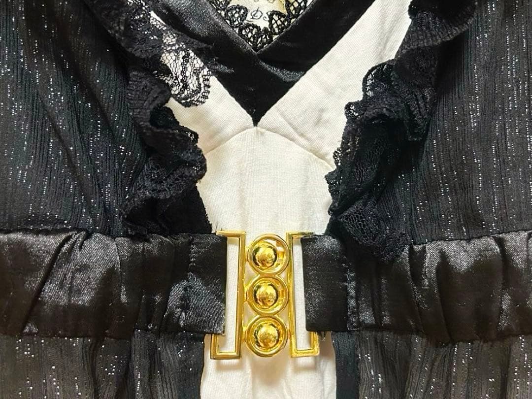 GOLDS♡肩紐ゴールドプレート♡バックルベルト♡シャイニー素材×ピンク♡キャミ