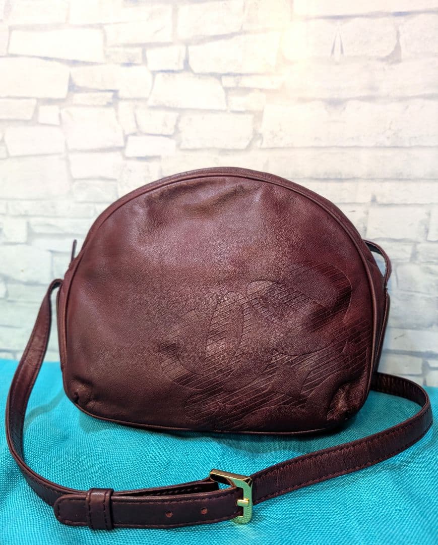 ♥ルンルン♥✨美品✨　ロエベ　ショルダーバッグ　ナッパレザー　アナグラム