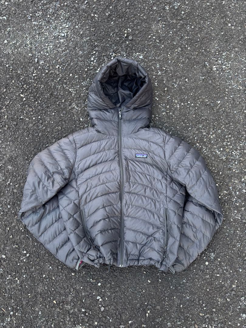 Patagonia Down Sweater Jacket 短丈 テック　グレー