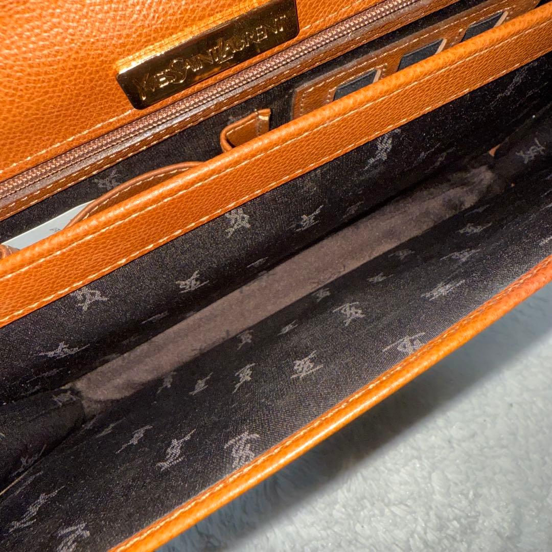 ⭐️未使用品⭐️　イヴサンローラン　カサンドラ　ブリーフケース　フラップ　レザー