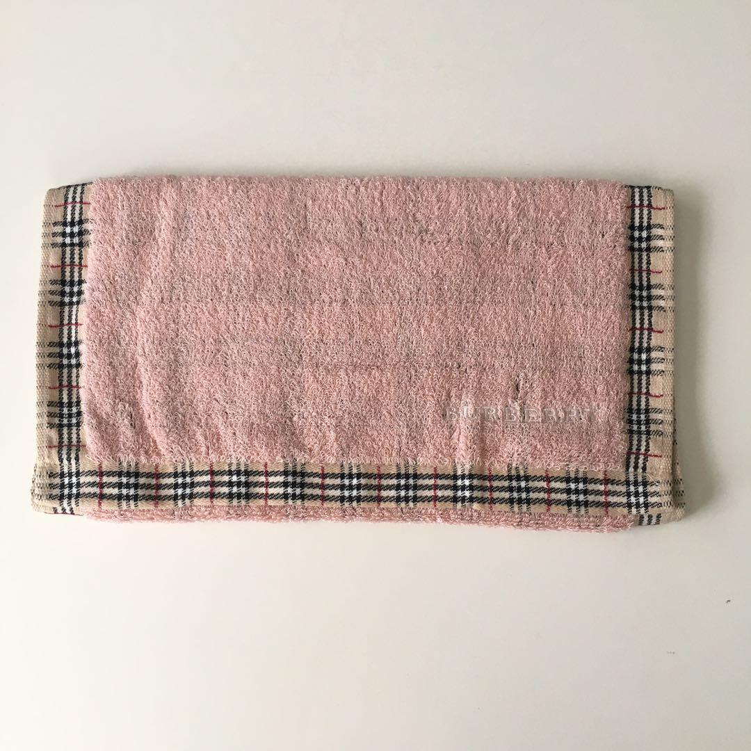 新品未使用　Burberry フェイスタオルとハンカチ　まとめ売り