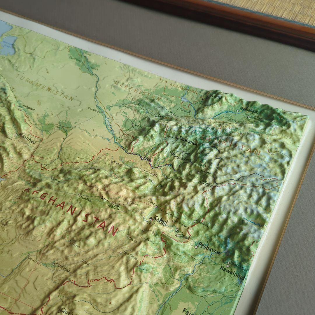 レア品)大型　立体地図　中近東·トルコ·イラン　1:6,250,000 額縁付き