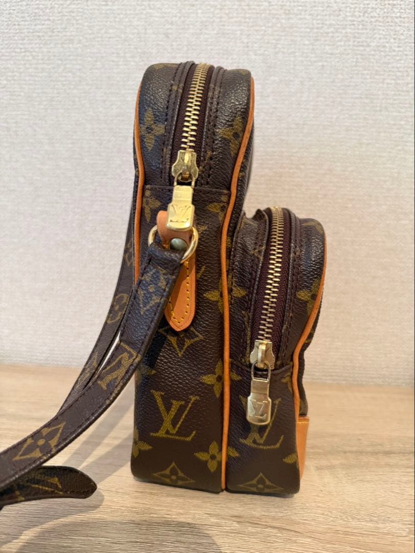 LOUIS VUITTON ルイヴィトン　アマゾン　モノグラム　ショルダーバック