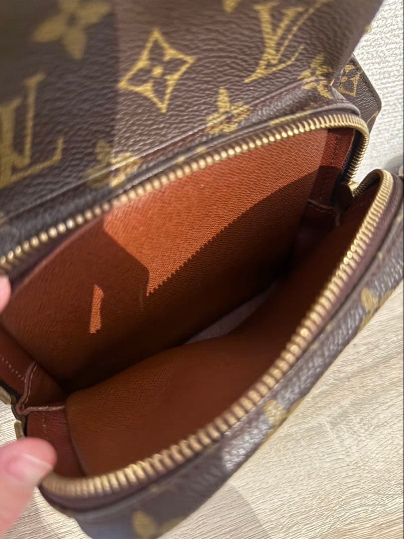 LOUIS VUITTON ルイヴィトン　アマゾン　モノグラム　ショルダーバック