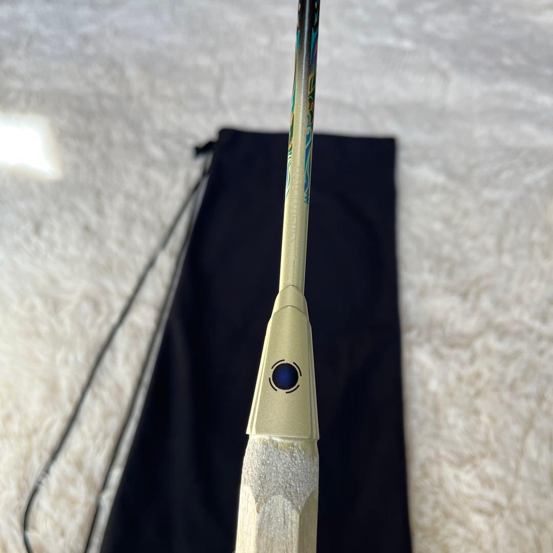 Li-NING AXFORCE100 バドミントンラケット