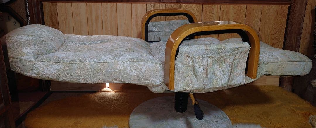 リクライニングアームチェア フットレスト 回転椅子 イス いす chair