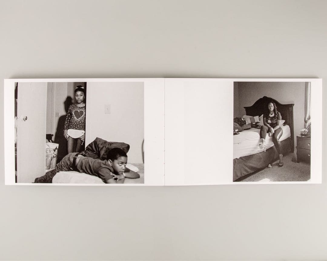 絶版‼️ Sasha Phyars-Burgess 写真集