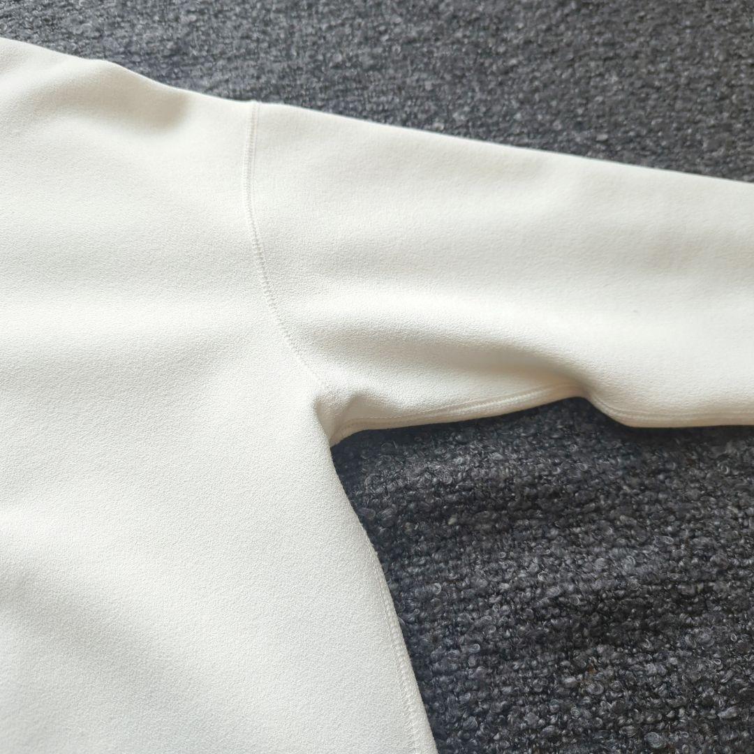 美品　ウィムガゼット　Whim Gazette Vガゼットプルオーバー