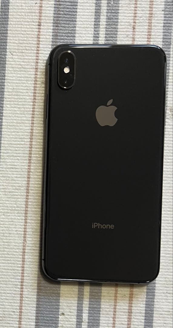 訳品 iPhone XS Max 256GB SIMフリー
