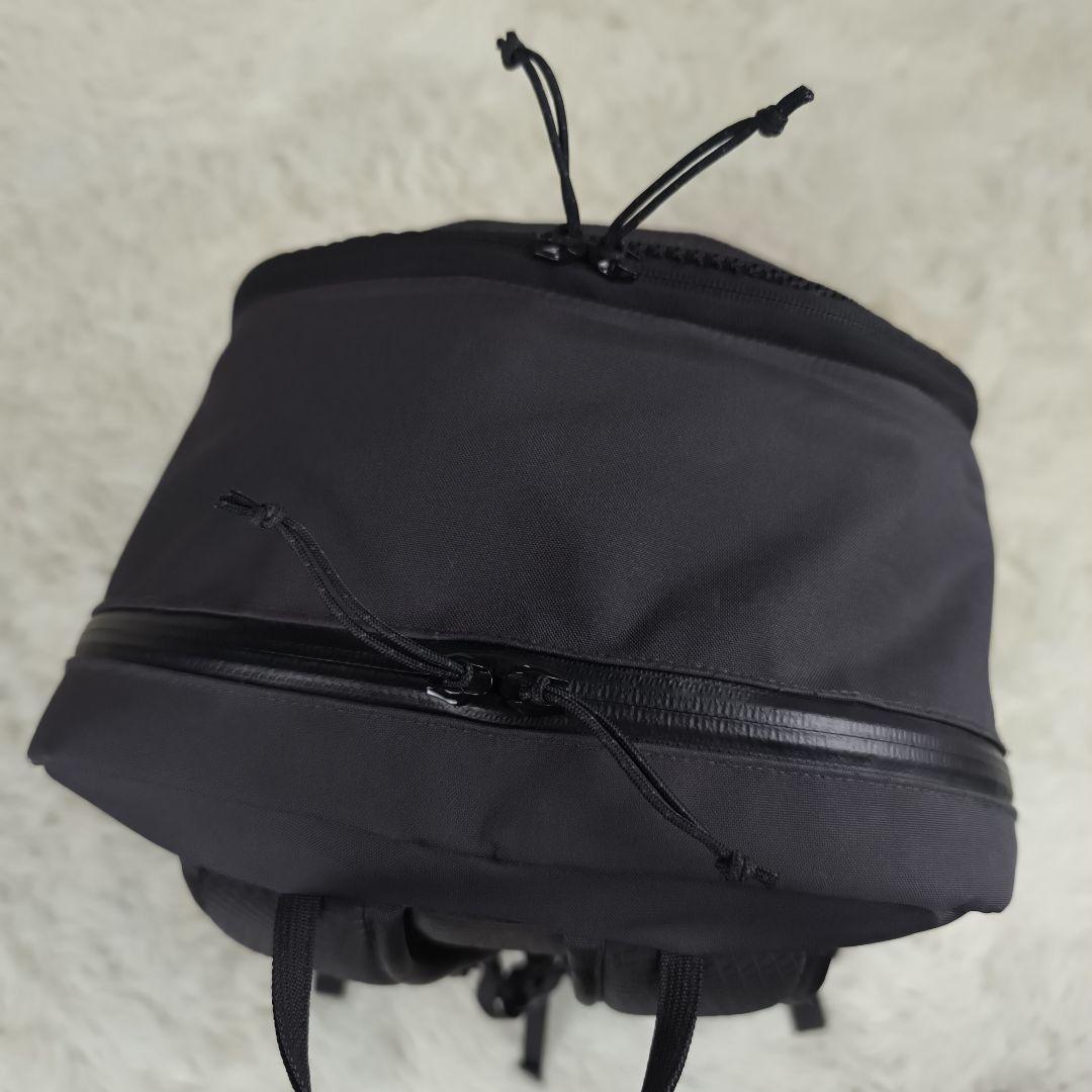 廃番極美品✨ パタゴニア プレーニング ディバイダー リュック 30L 防水 黒