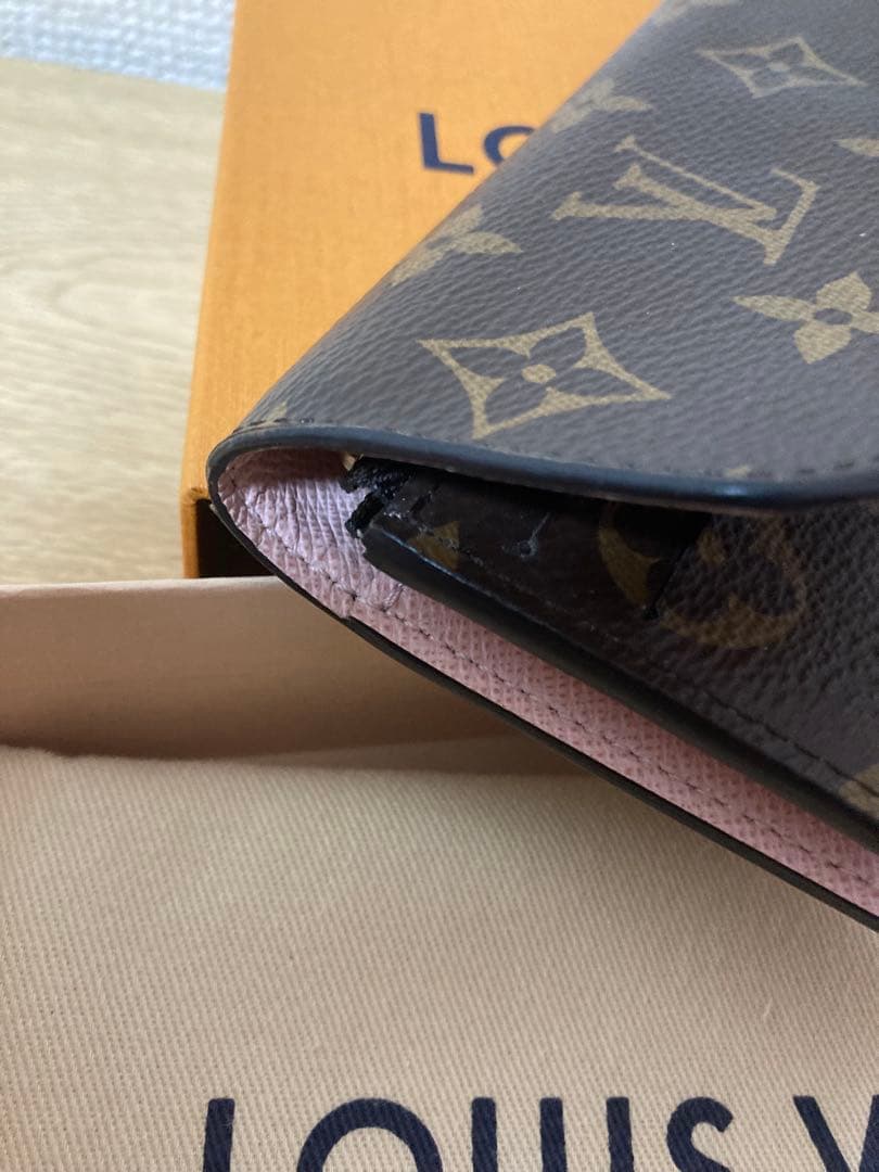 LOUIS VUITTON 長財布　ピンク