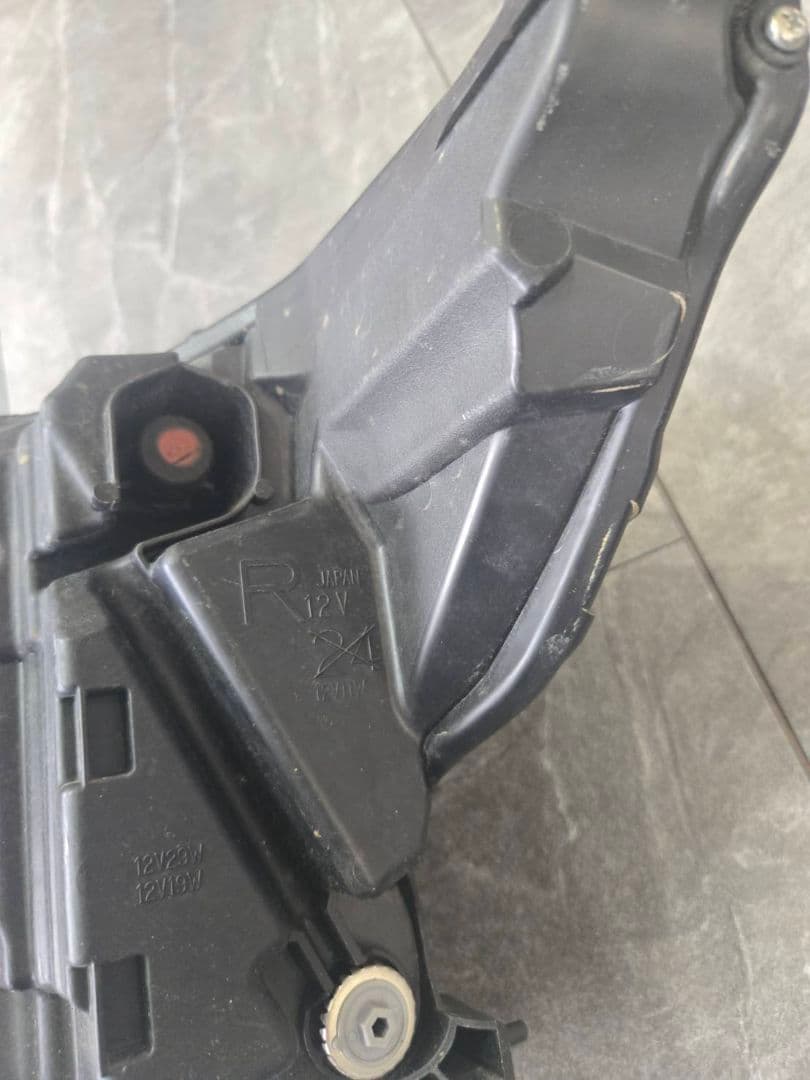 B44A　日産　ルークス　ハイウェイスター　ヘッドライト